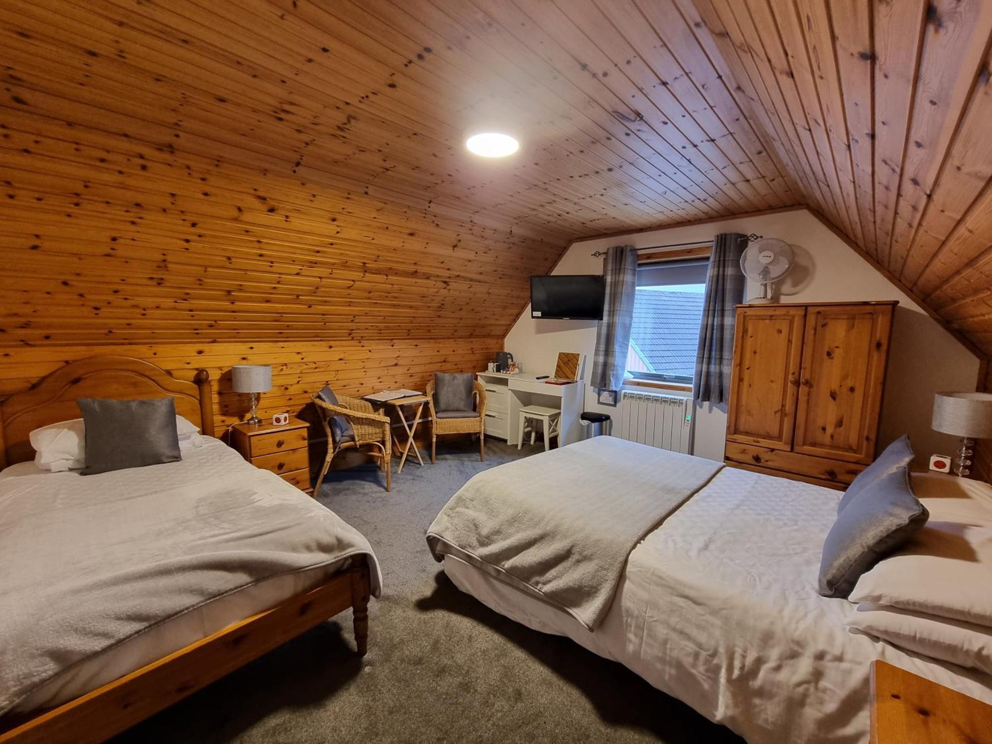 Carn Mhor Bed And Breakfast Aviemore Bilik gambar